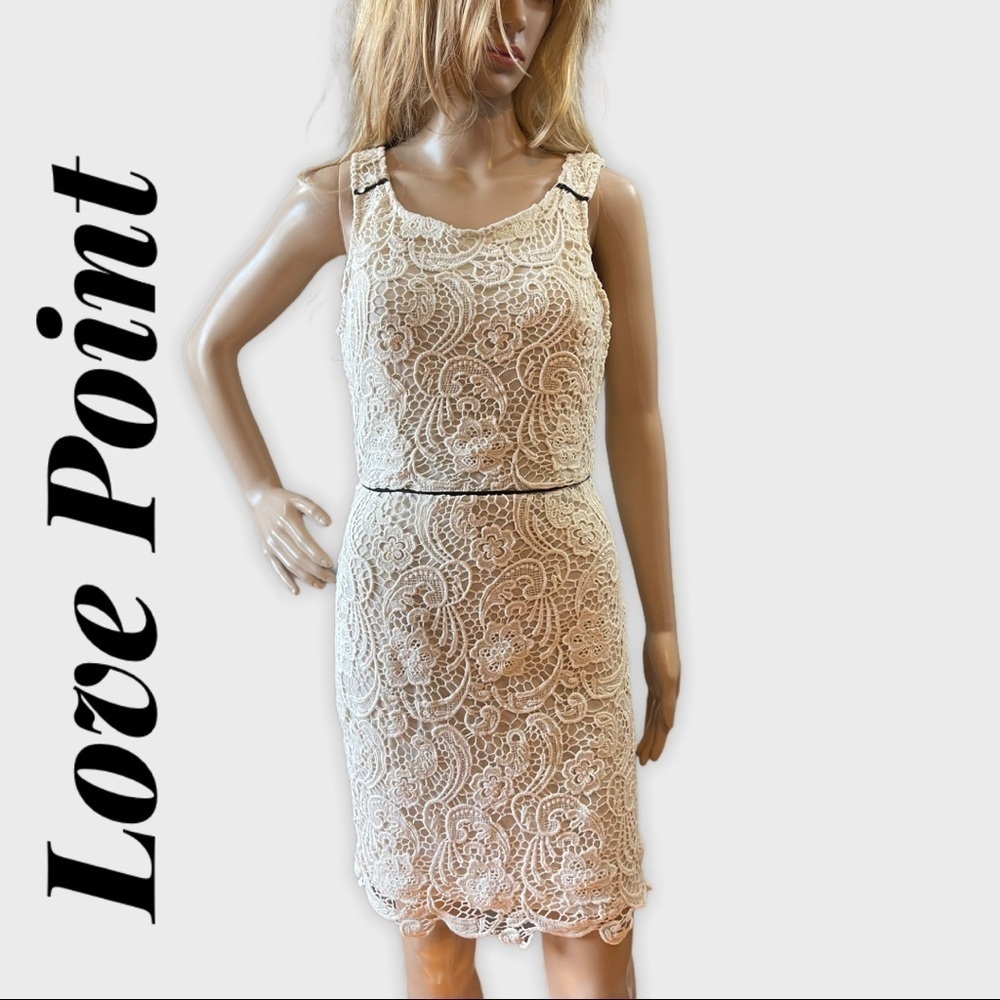 Love POINT Off-White/Beige Lace Overlay Dress